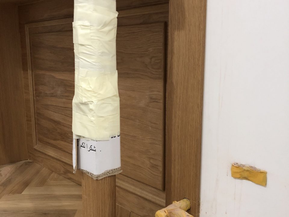 Откосы с подоконником из палубы дуба (4)