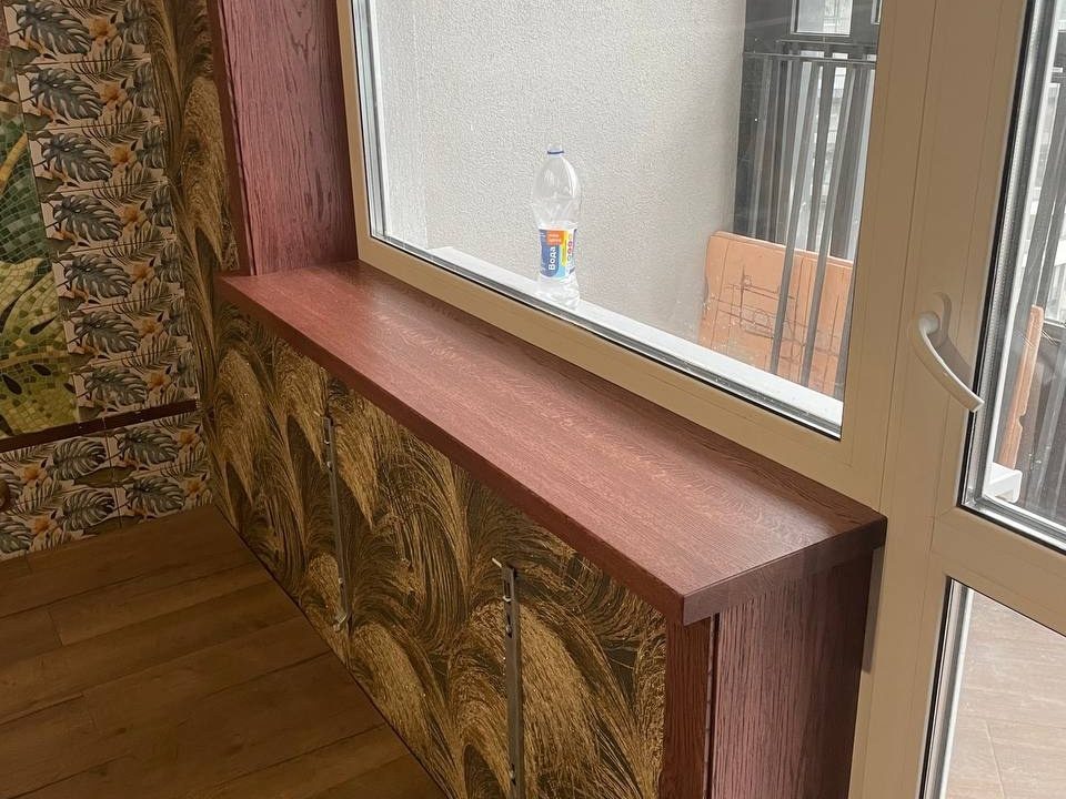 Подоконники из цельноламельного дуба, тонировка махагон (3)