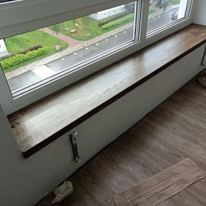 Подоконник из сращено ламельного бурого дуба (1)