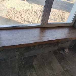Подоконники из дуба цельно ламельного экстра с искусственным живым краем (2)